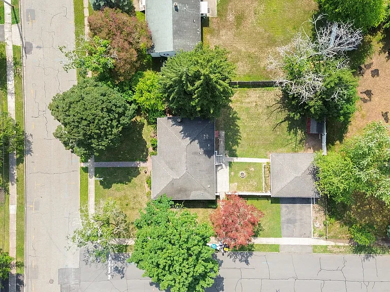 38 Carlson Ct — Photo 25
