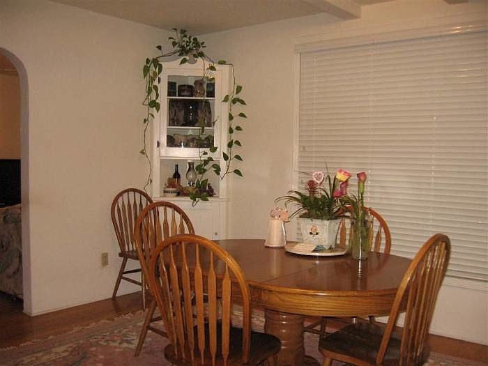 Formal Dining 1