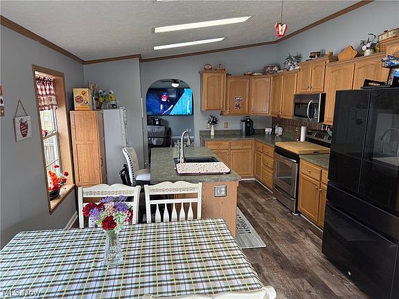 5th image of 10200 Stamm Rd