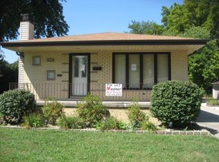 17952 Rose St, Lansing, IL 60438