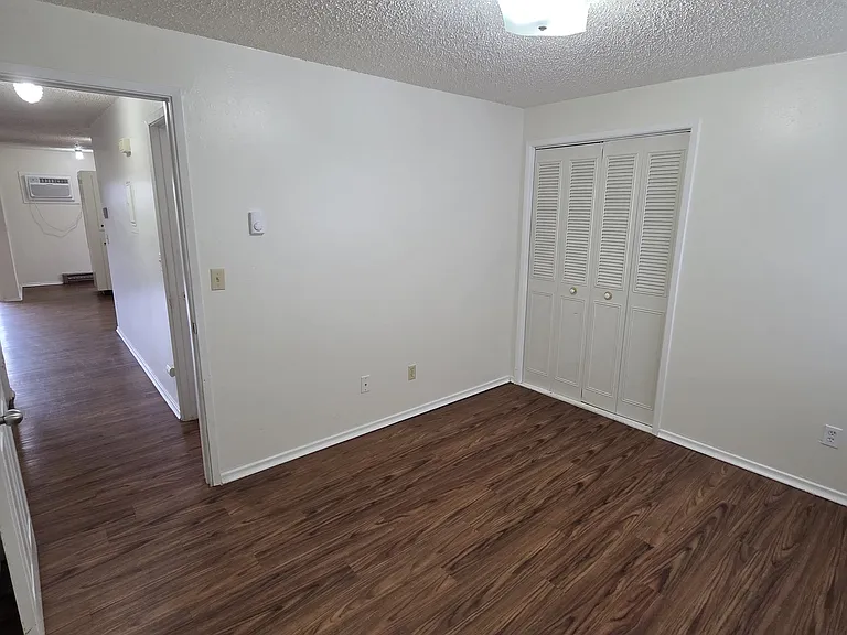 527 Washington St #2 — Photo 11