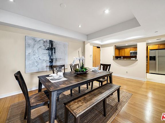 5th image of 2230 S Bentley Ave Penthouse 5