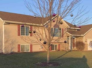 5808 Canoe St, Weston, WI 54476
