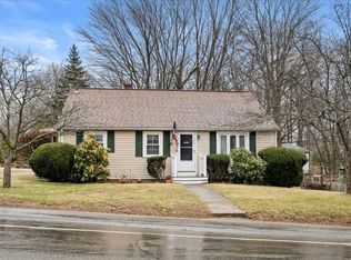 253 Oxford St N, Auburn, MA 01501