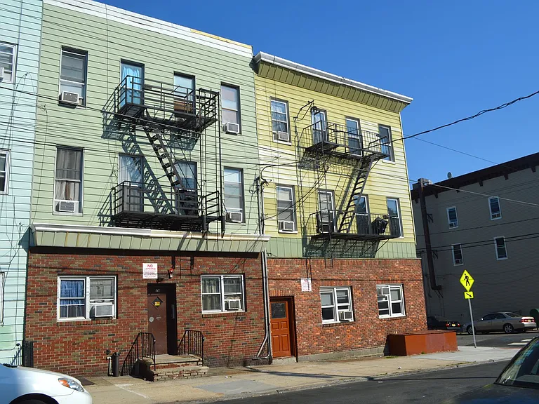 76 Hancock Avenue — Photo 1