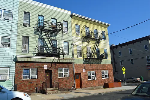 76 Hancock Avenue Photo 1