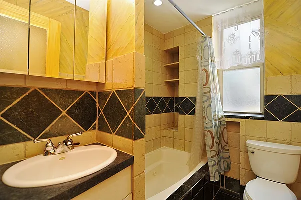 Sold by Corcoran | media 16