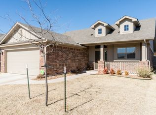 18513 Agua Dr, Edmond, OK 73012