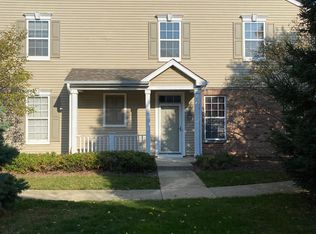 307 Springbrook Trl S, Oswego, IL 60543