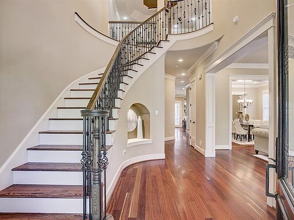 4th image of this home