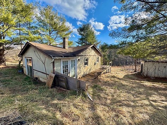 2nd image of 1475 Swecker Town Rd