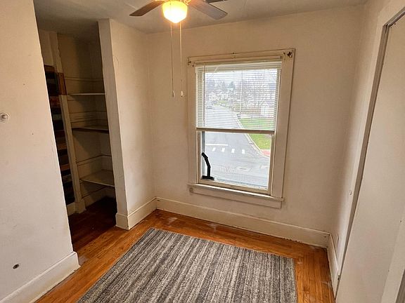 4th image of 603 Clark St #1/2
