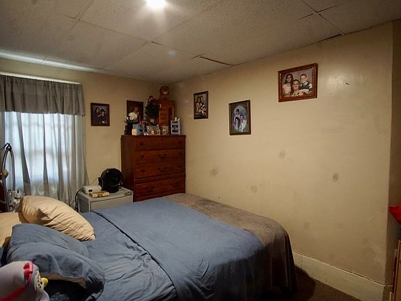 3rd image of 53 Union St