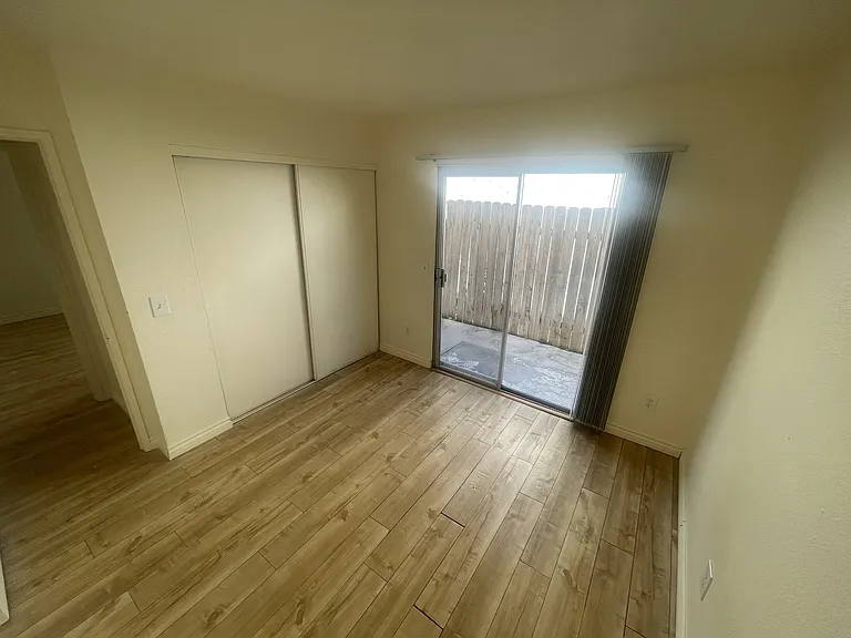 810 S Magnolia Ave — Photo 16