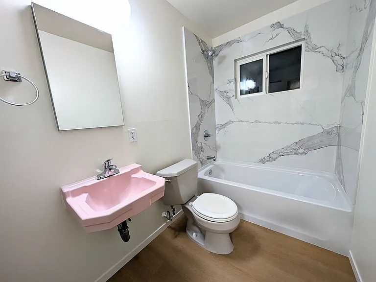 3541 Dimond Ave — Photo 6