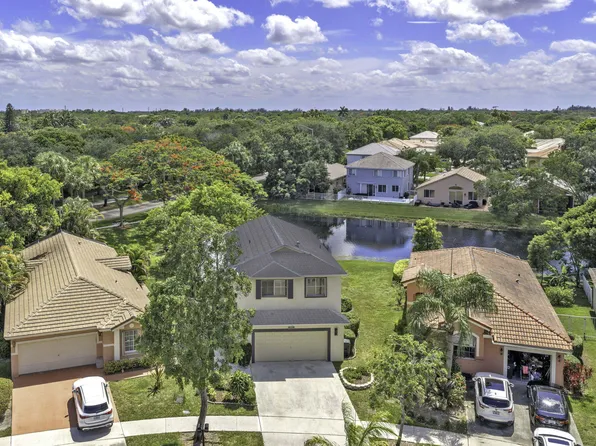 6511 Pelican Terrace, Coconut Creek, FL 33073