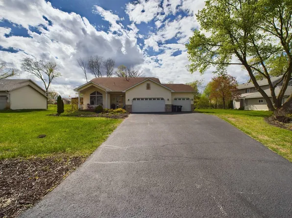 26678 Glen Oak Dr, Wyoming, MN 55092