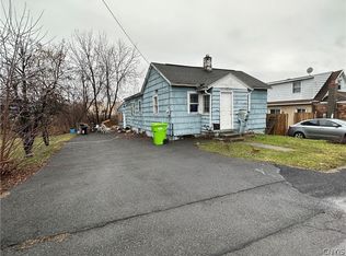 216 Brookline Rd, Syracuse, NY 13208