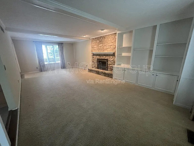 12748 Limberlost Dr — Photo 11