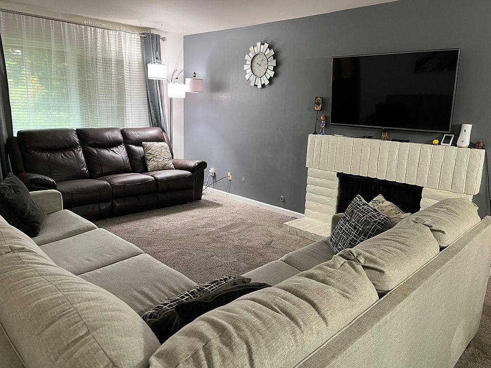 1st image of 1152 Parkridge Dr