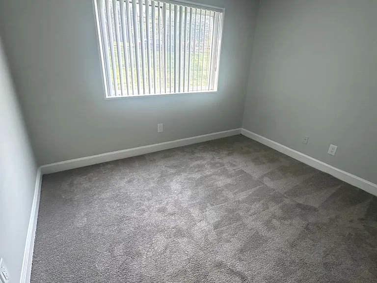 3331 Hewitt Ave #1 — Photo 59