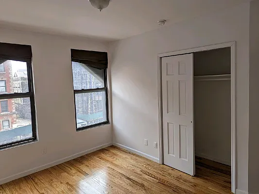 Rented by Compass | media 18