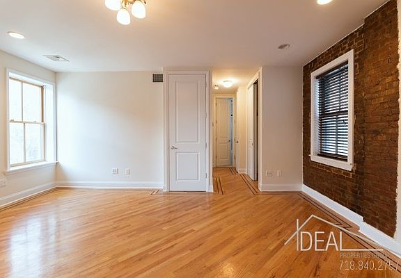 3rd image of 73 Lafayette Ave #3