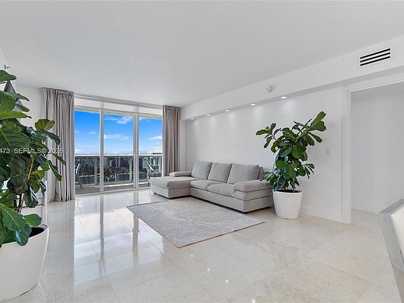 5th image of 1830 S Ocean Dr #4503