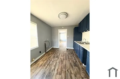 2023 Hollins Dr Photo 1