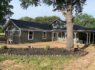 401 Woodland Dr, Copper Canyon, TX 75077