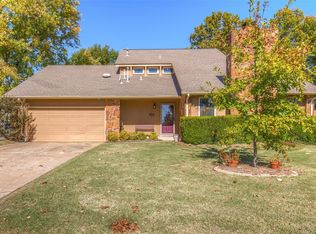 8604 Doewood Cir, Broken Arrow, OK 74011