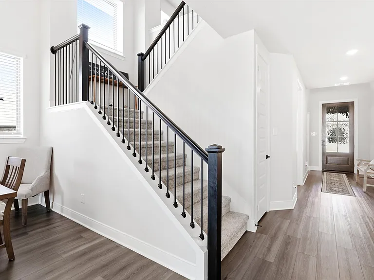 603 Crystal View Dr — Photo 8