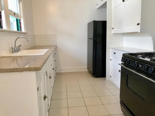 8010 Norton Ave APT 2, West Hollywood, CA 90046