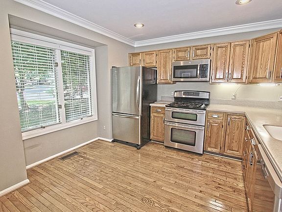 4th image of 12534 N Lake Ct