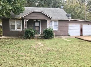 1011 W Benedict St, Shawnee, OK 74801