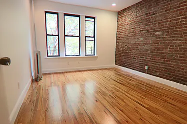 Rented by PMG Real Estate 