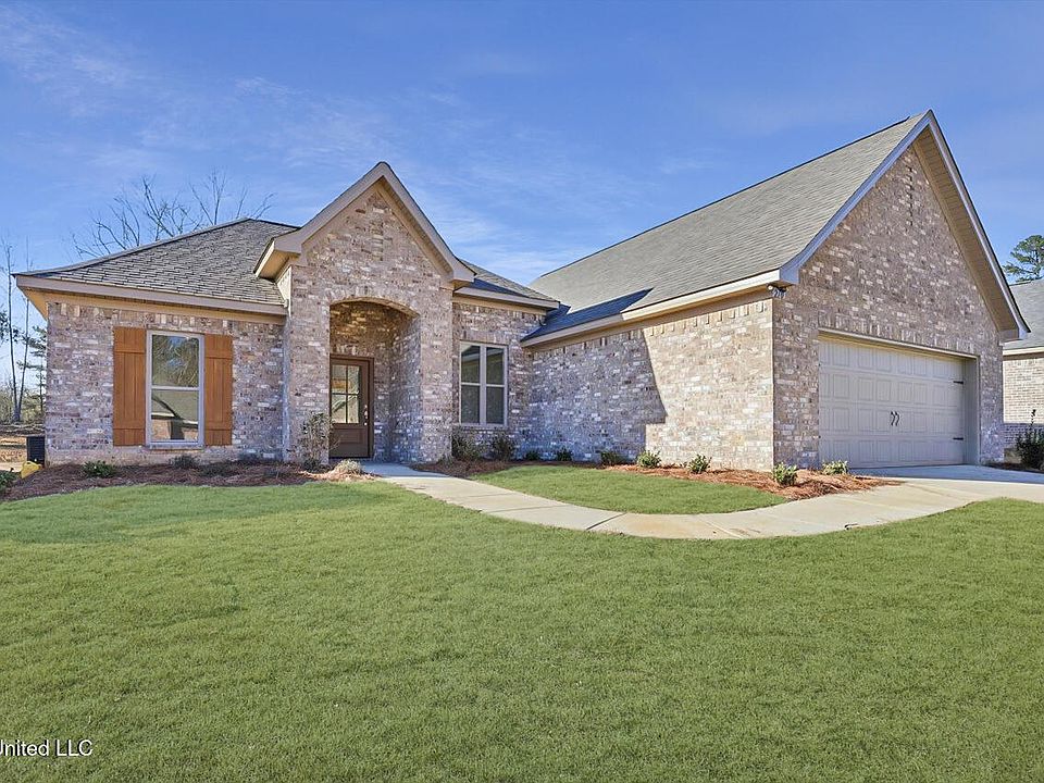 1st image of 210 Anderson Oaks Dr