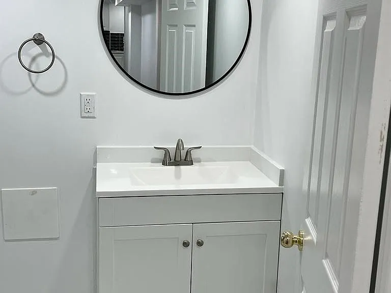 16A Fletcher Ave #BASEMENT — Photo 9