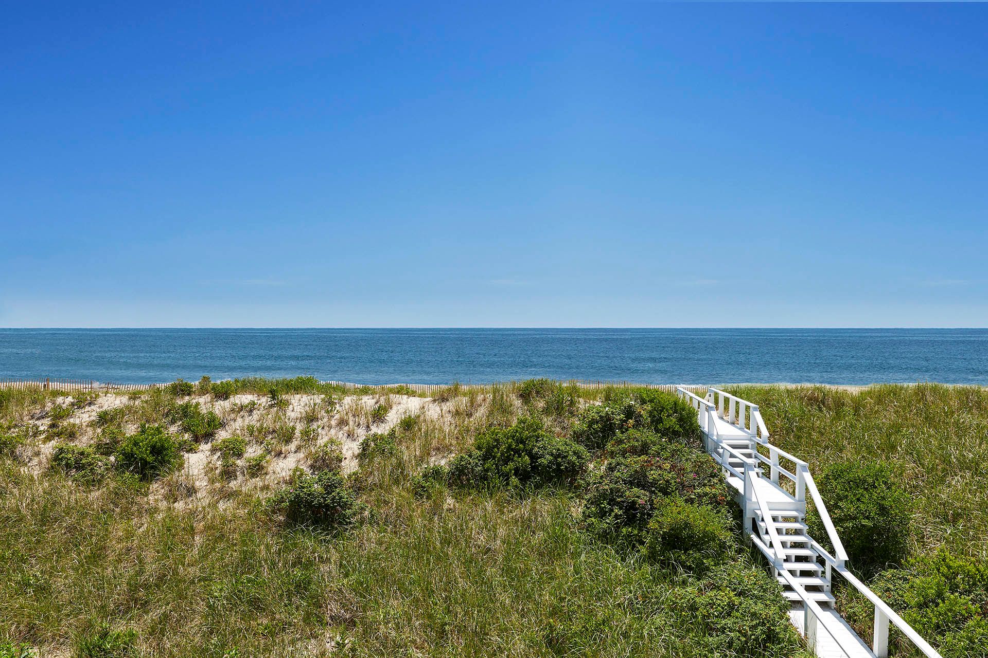124 Beach Ln in Wainscott Out East