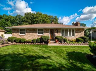 7930 Royalview Dr, Parma, OH 44129