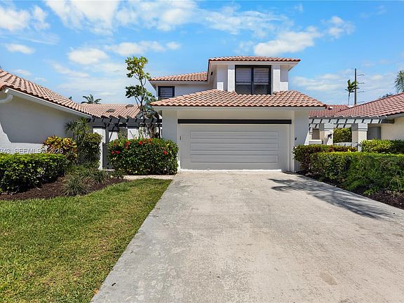 4th image of 5535 Eton Ct