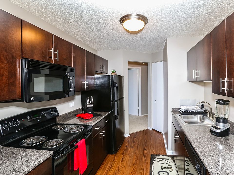 1st image of 448 W Erie St #381