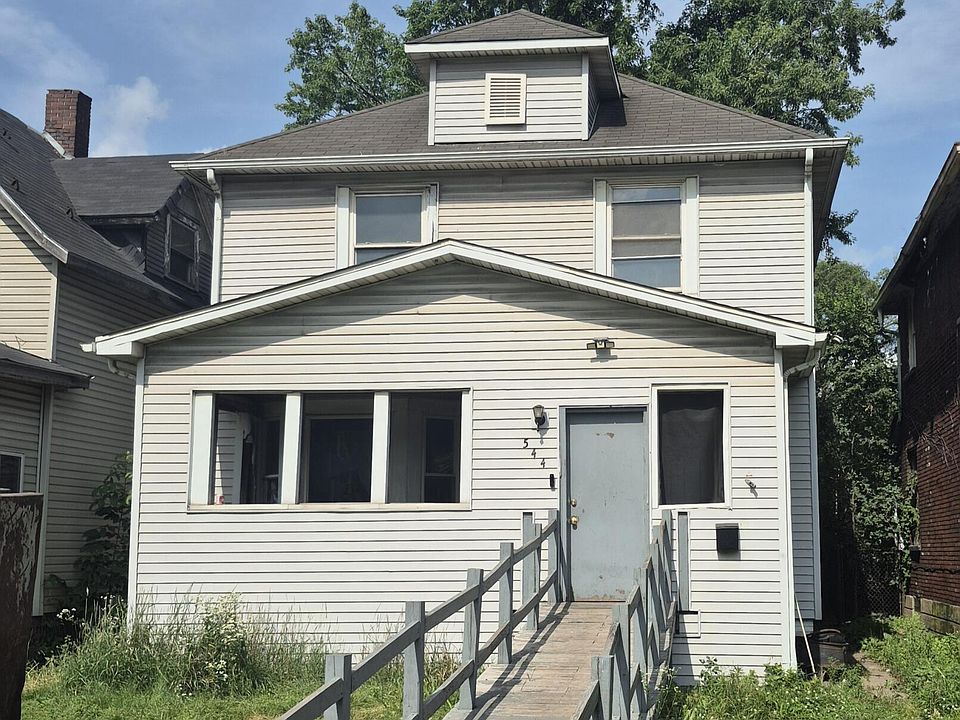 1st image of 544 Van Buren St