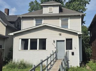544 Van Buren St, Gary, IN 46402