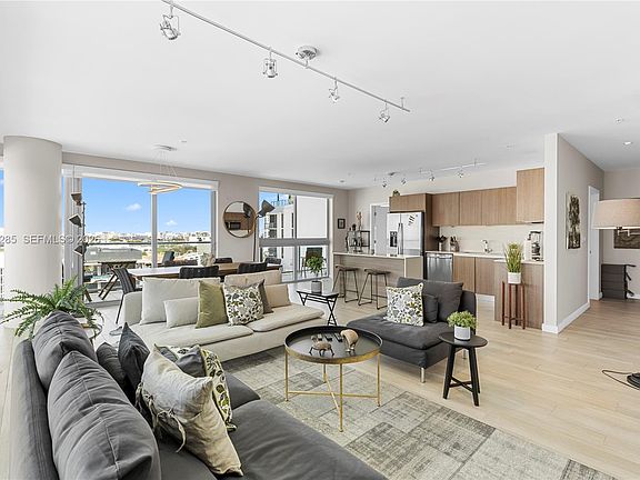 2nd image of 1600 SW 1st Ave APT 1202