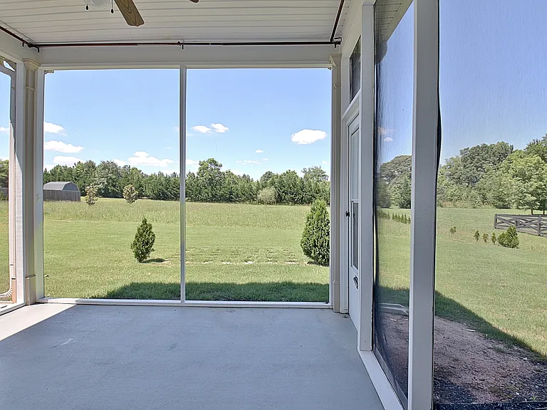 144 Reserve Pl — Photo 66