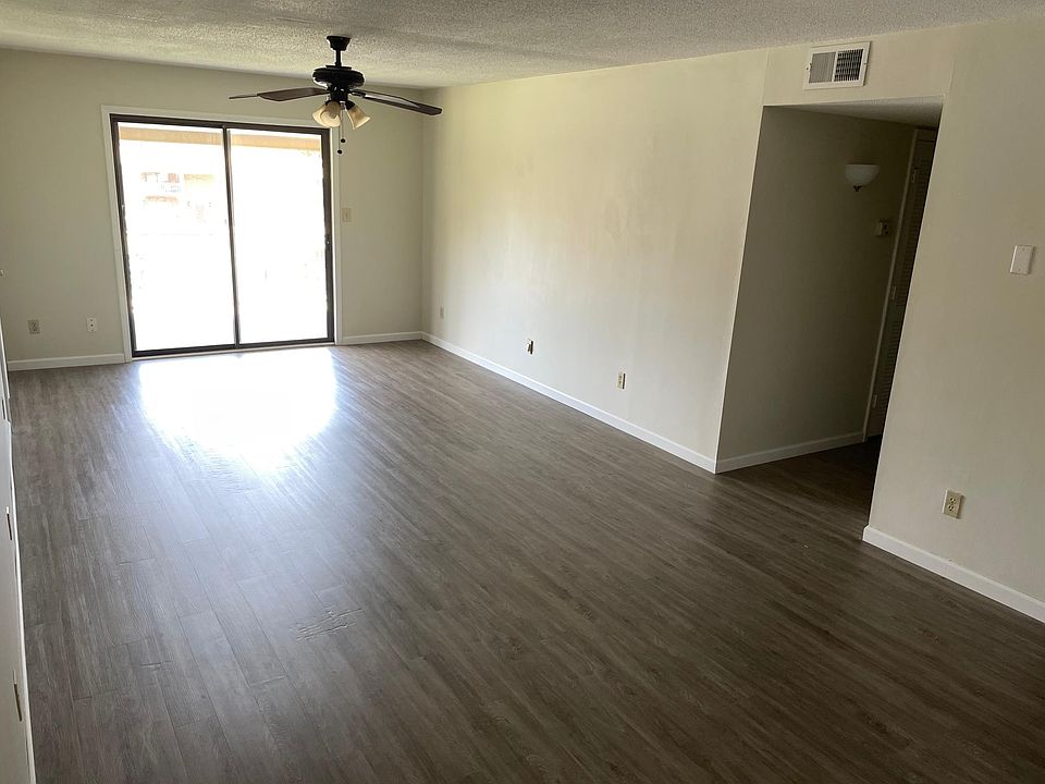 Living/dining area from front door