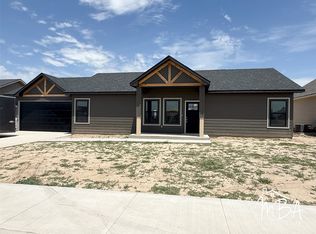4109 Cardigan St, Garden City, KS 67846