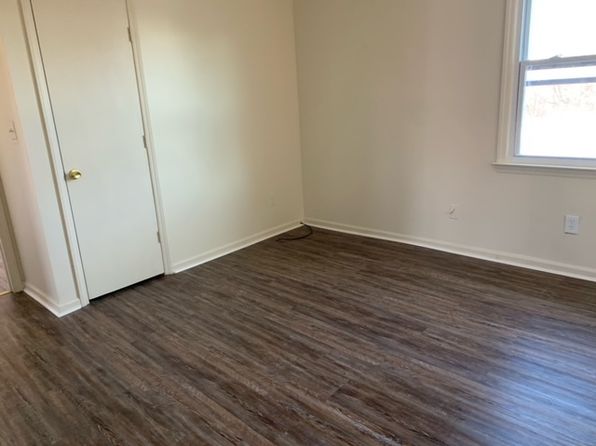 2017 N Main St #10930366