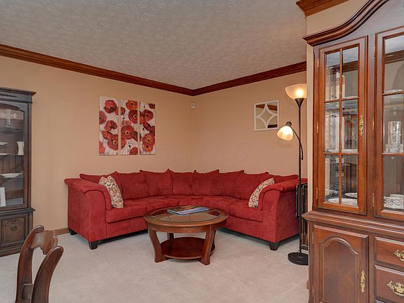 5th image of 514 Whitson Dr